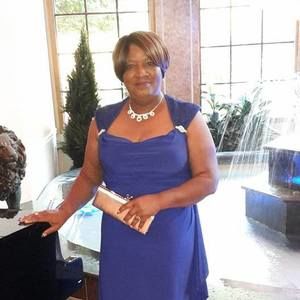 Meet your Posher, Loretta